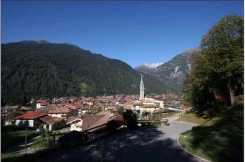 Soggiorno climatico montano  a Pinzolo (TN)- gruppo terza eta' 2015