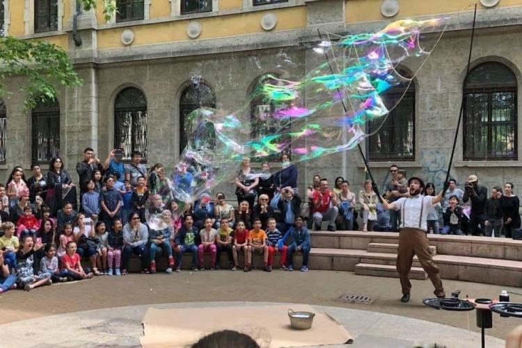 ALEKOS BUBBLE ARTIST